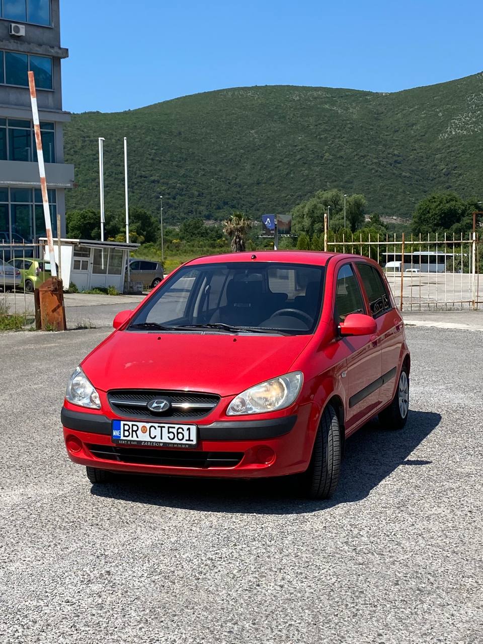 Предлагаю услуги в Черногория Аренда авто