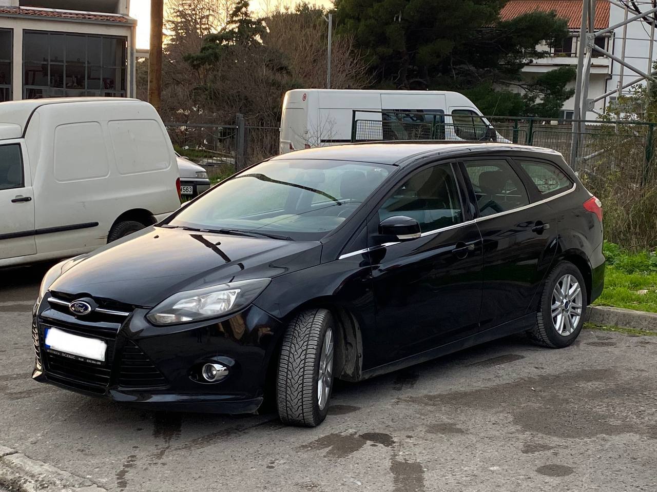 Предлагаю услуги в Черногория Аренда авто