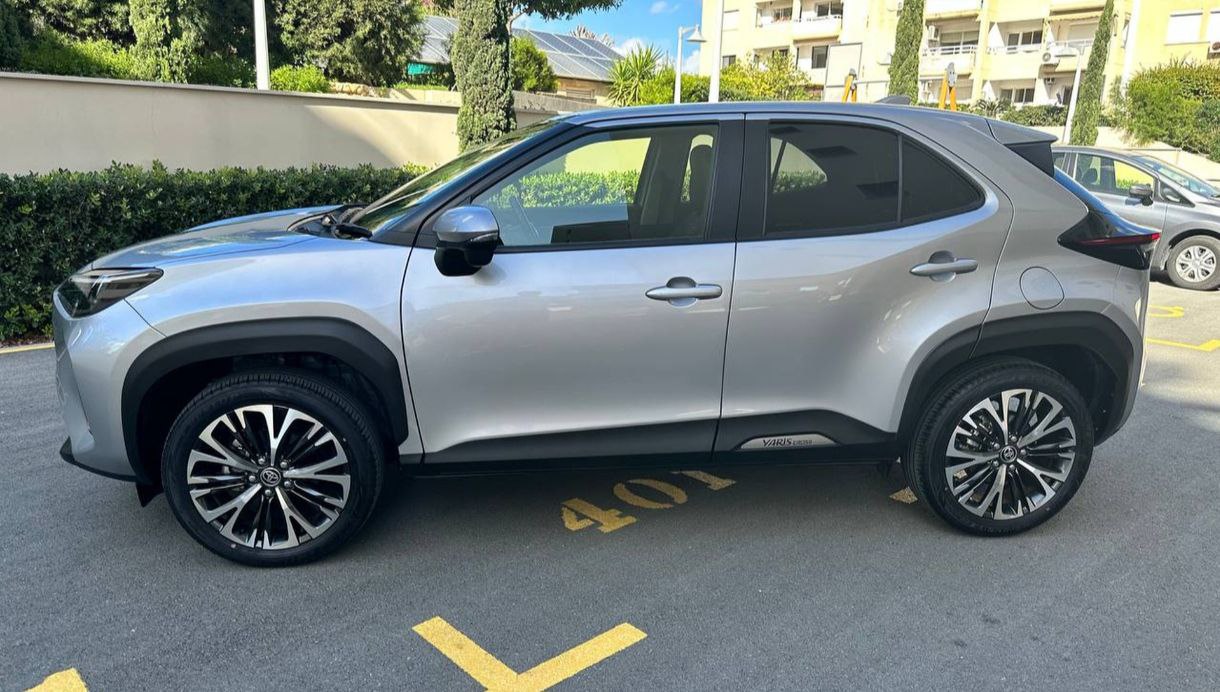 Предлагаю услуги в Кипр Аренда авто